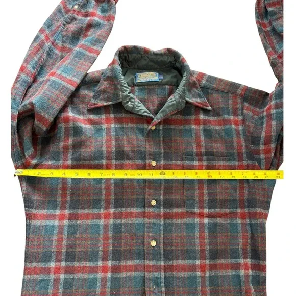 Pendleton VINTAGE 1970s Mens Plaid Wool Flannel Shirt Size M Long Made in USA - Picture 6 of 11
